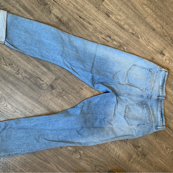 Loft High Waist Boyfriend Jeans. 27/4 - Picture 4 of 4